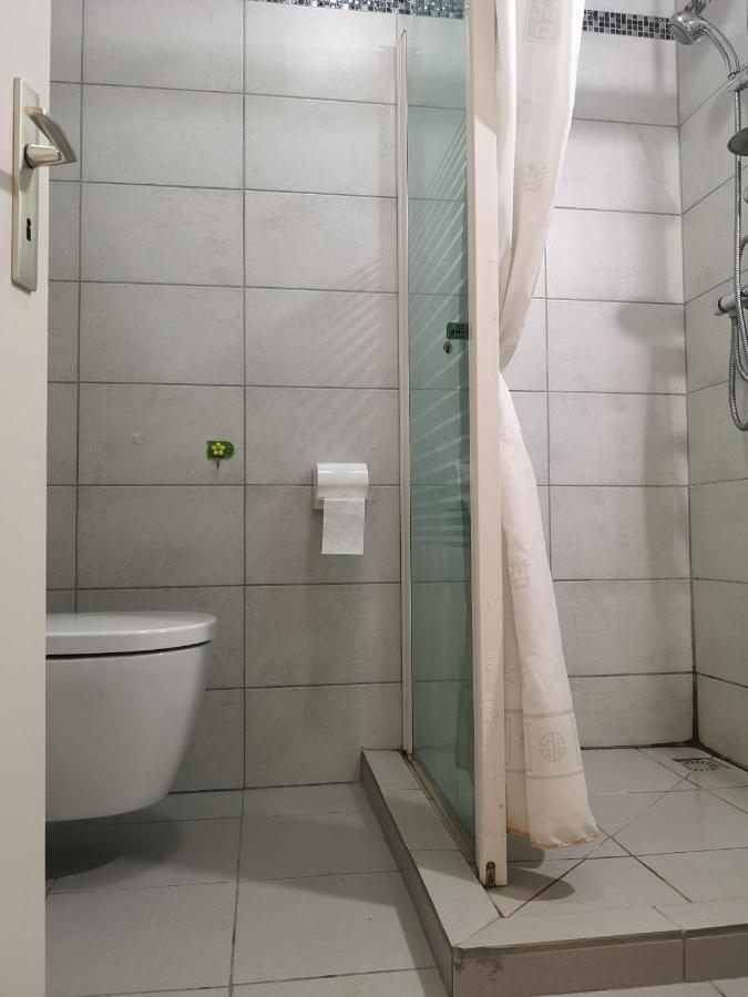 Bel appartement, grand balcon et parking privé Sélestat Esterno foto
