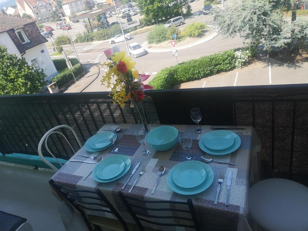 Bel appartement, grand balcon et parking privé Sélestat Esterno foto